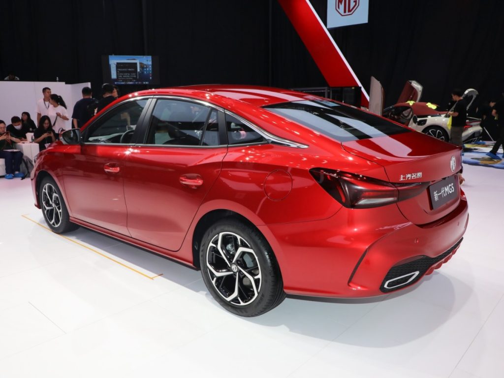 The 2025 MG MG5 180DVVT Global Preempt gasoline 4-door 5-seater sedan ...