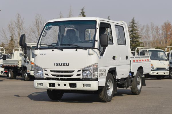 Qing Ling Isuzu 100p Cargo Truck 120 130 Horse-power 4x2 3.6m Light Truck with Single Railings Diesel Light Duty Double Cabine