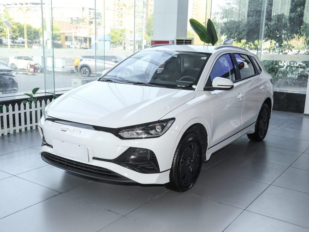 BYD E2