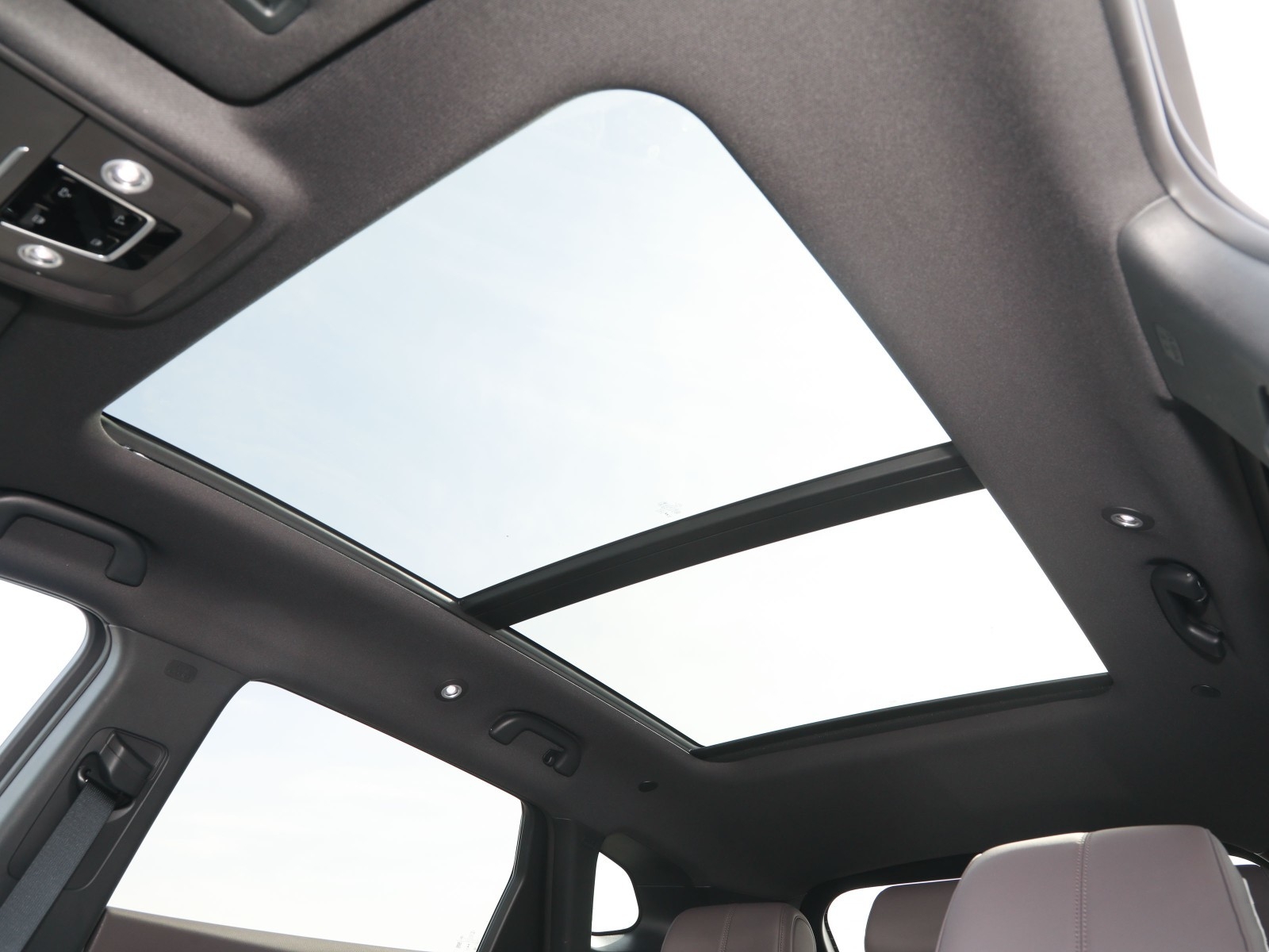 byd song plus ev 605 Skylight