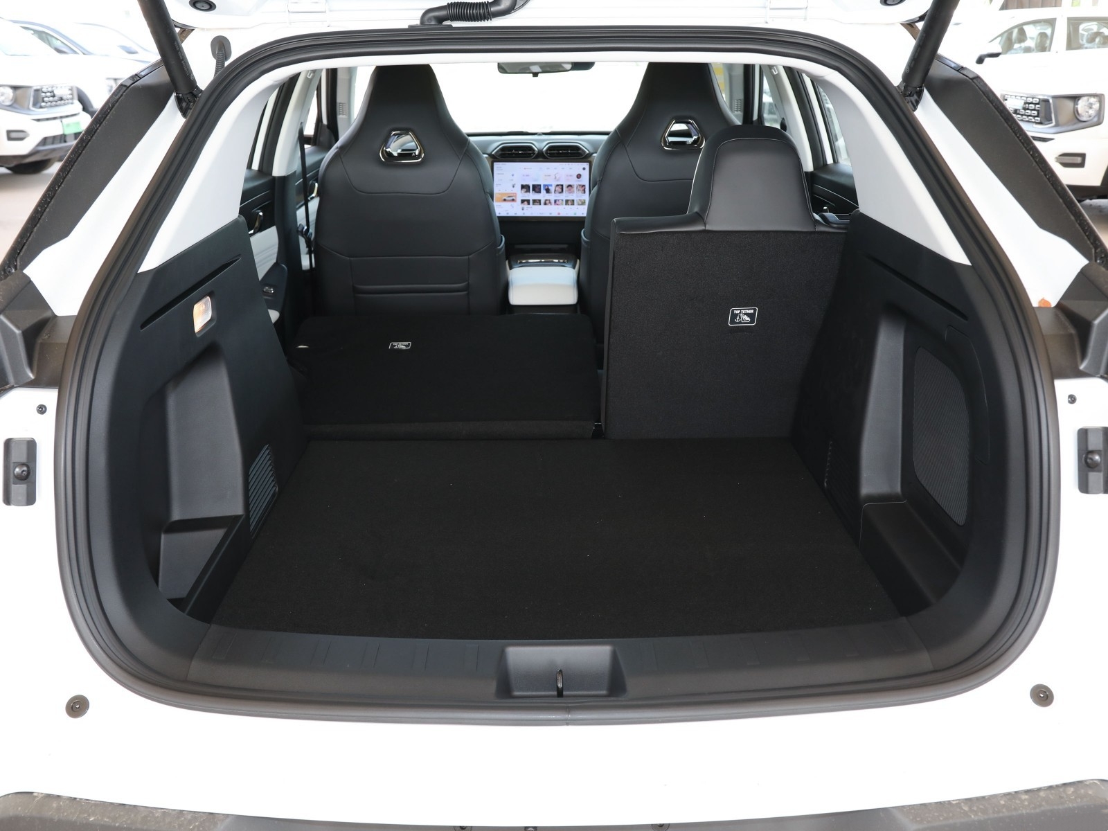 Dongfeng Aeolus L7