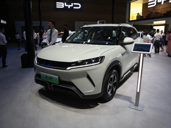2025 BYD YUAN UP 401KM leading new energy smart driving version of SUV electric vehicle