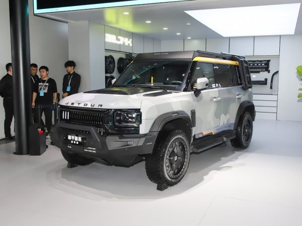 Chery 2025 JETOUR Traveler Compact Gasoline SUV