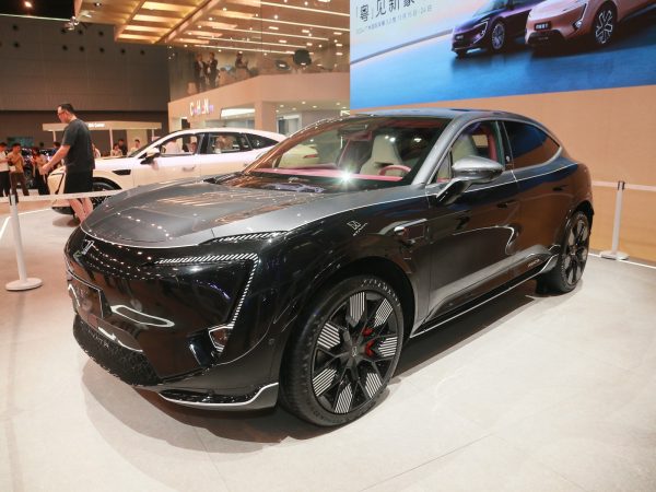 The 2025 Avatar 11 is a new energy mid-to-large-sized SUV electric vehicle
