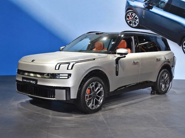 2025 Lynk & Co 900 1.5T plug-in hybrid large 5-door 6-seat SUV