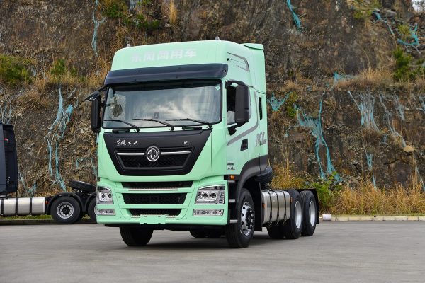Dongfeng Commercial Vehicles Tianlong KL Heavy Truck Launch Edition 2.0 490 horsepower 6X4 Towing Vehicle (Faserte 12-speed transmission)(440 rear axle)