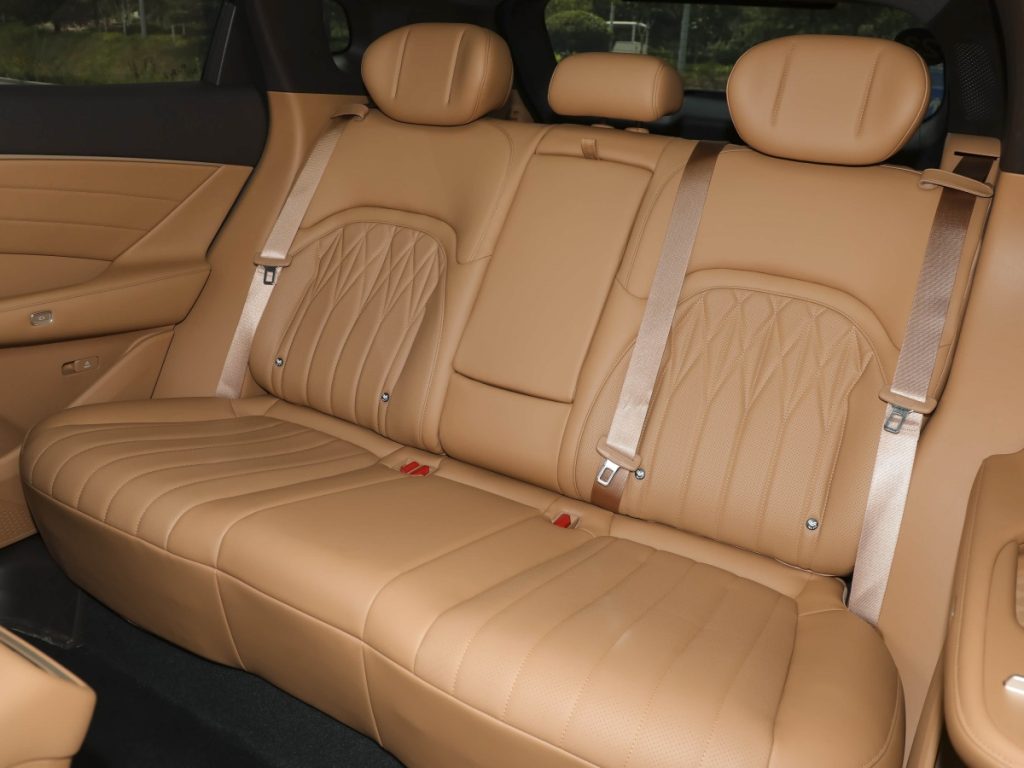 Dongfeng Aeolus L8