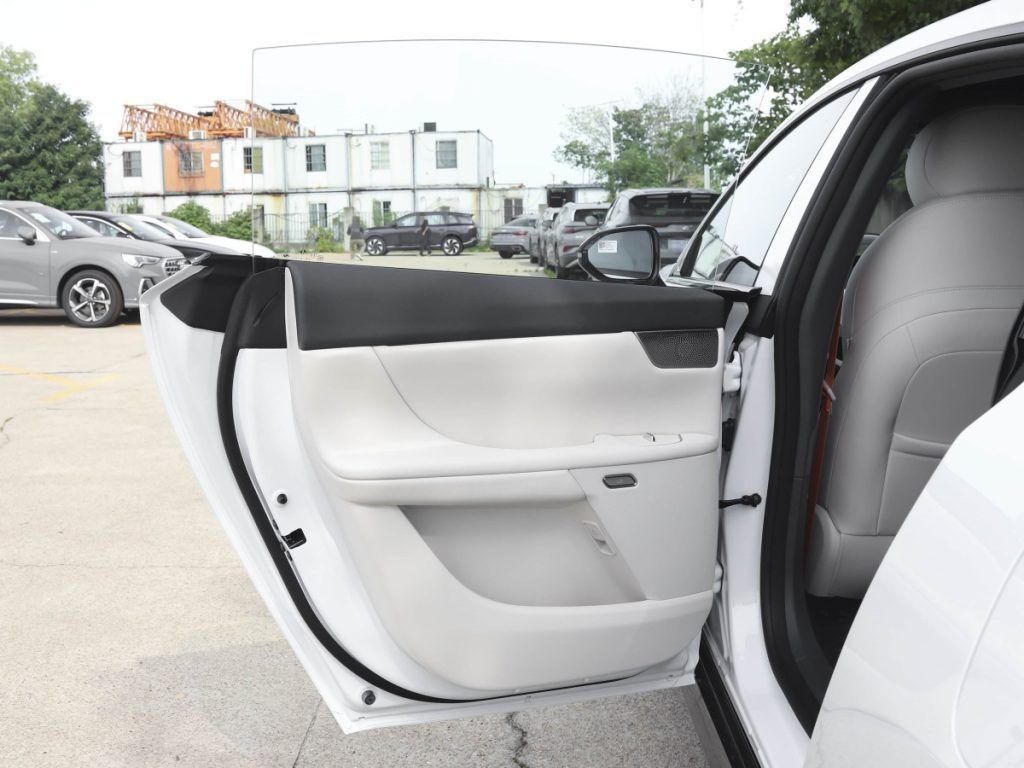 2025 Dongfeng eπ007 550Air 
