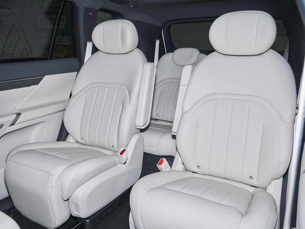 Dongfeng eπ008 evsuv