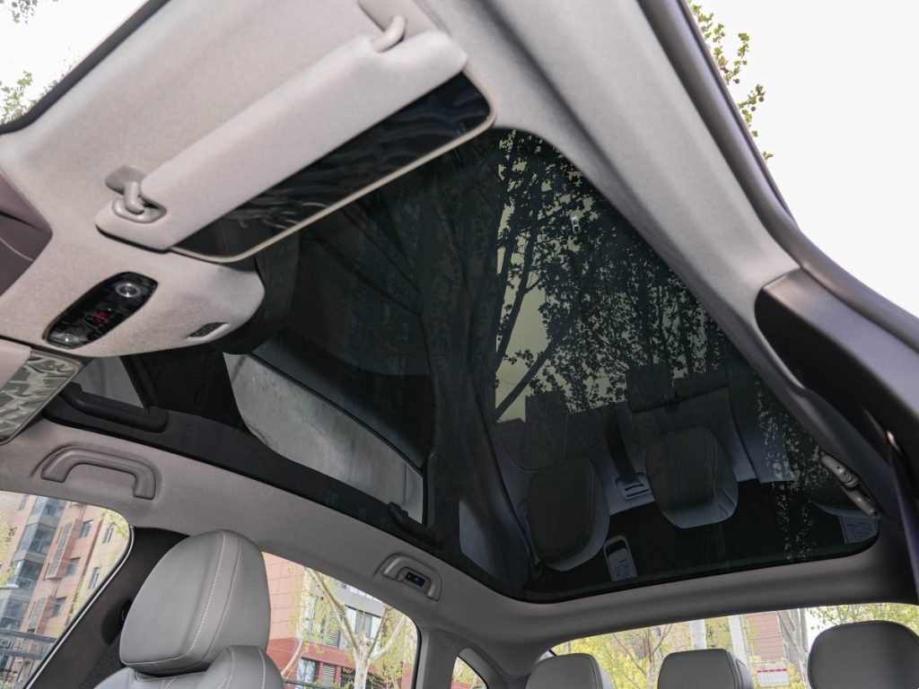 Geely Galaxy E8