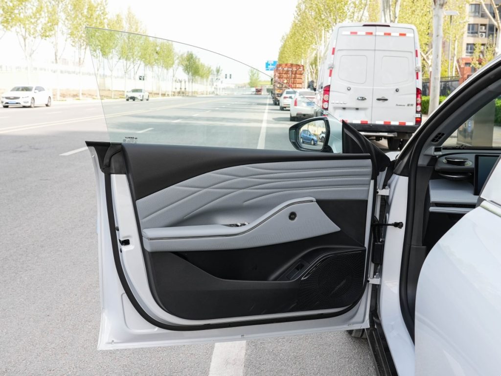 Geely Galaxy E8