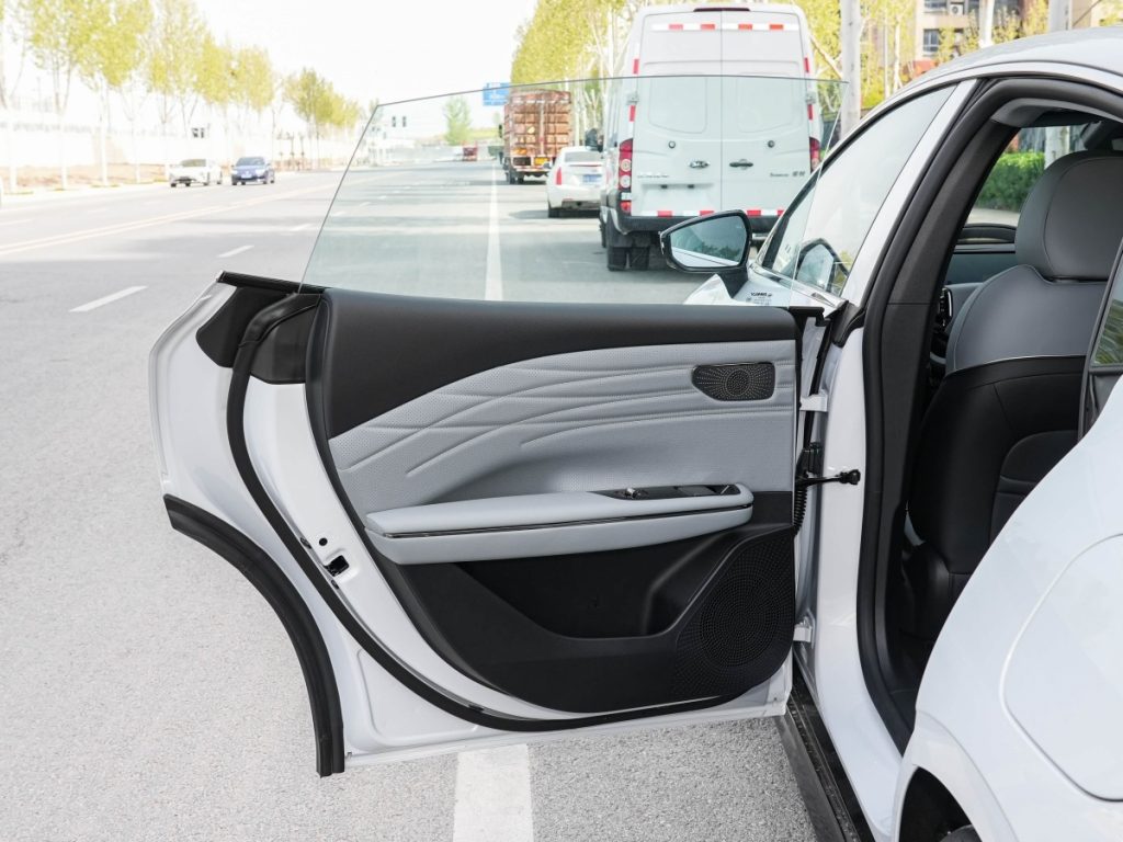 Geely Galaxy E8