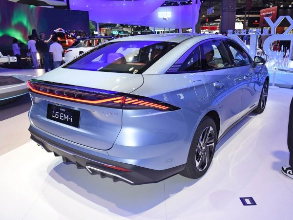 Geely Galaxy L6 EM-i