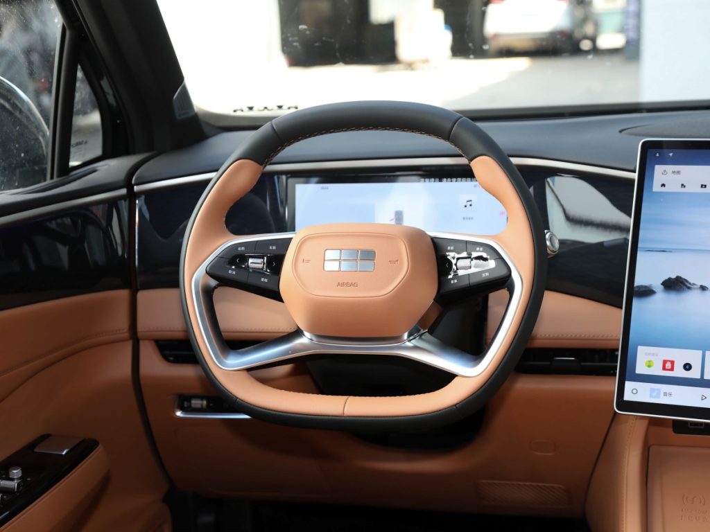 Geely Galaxy L7 EM-i