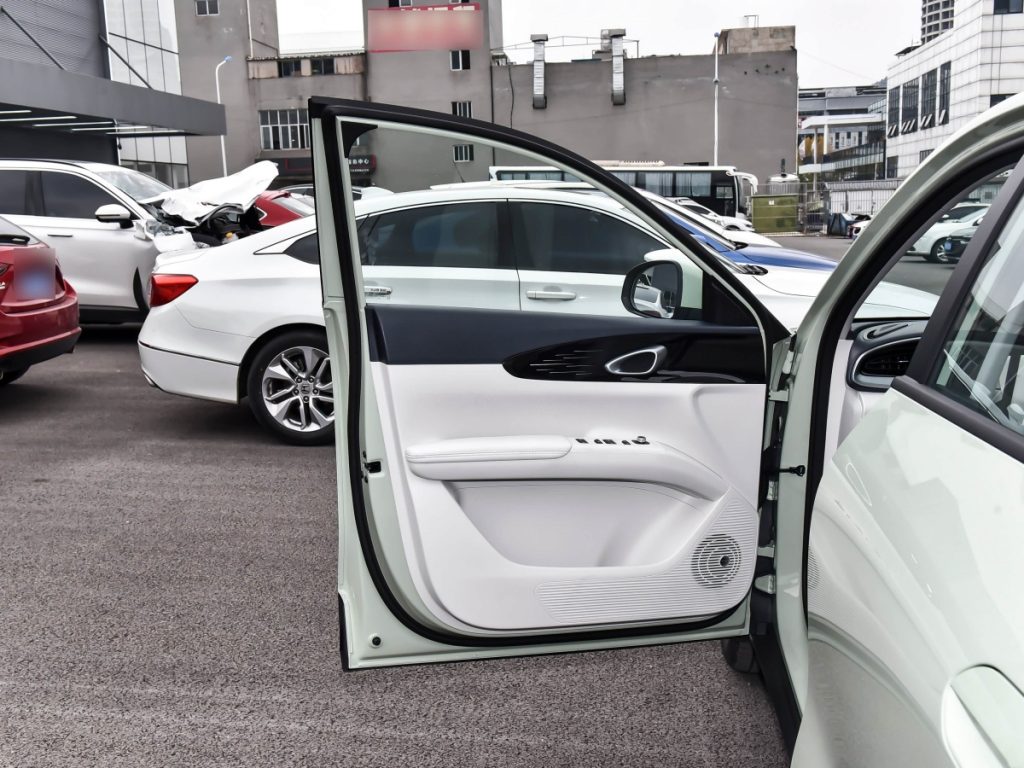 Geely Galaxy Starwish