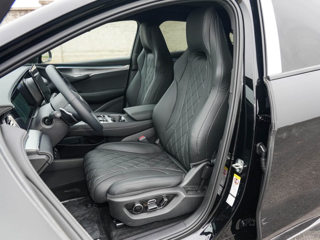2025 BYD Sea Lion 07 EV 