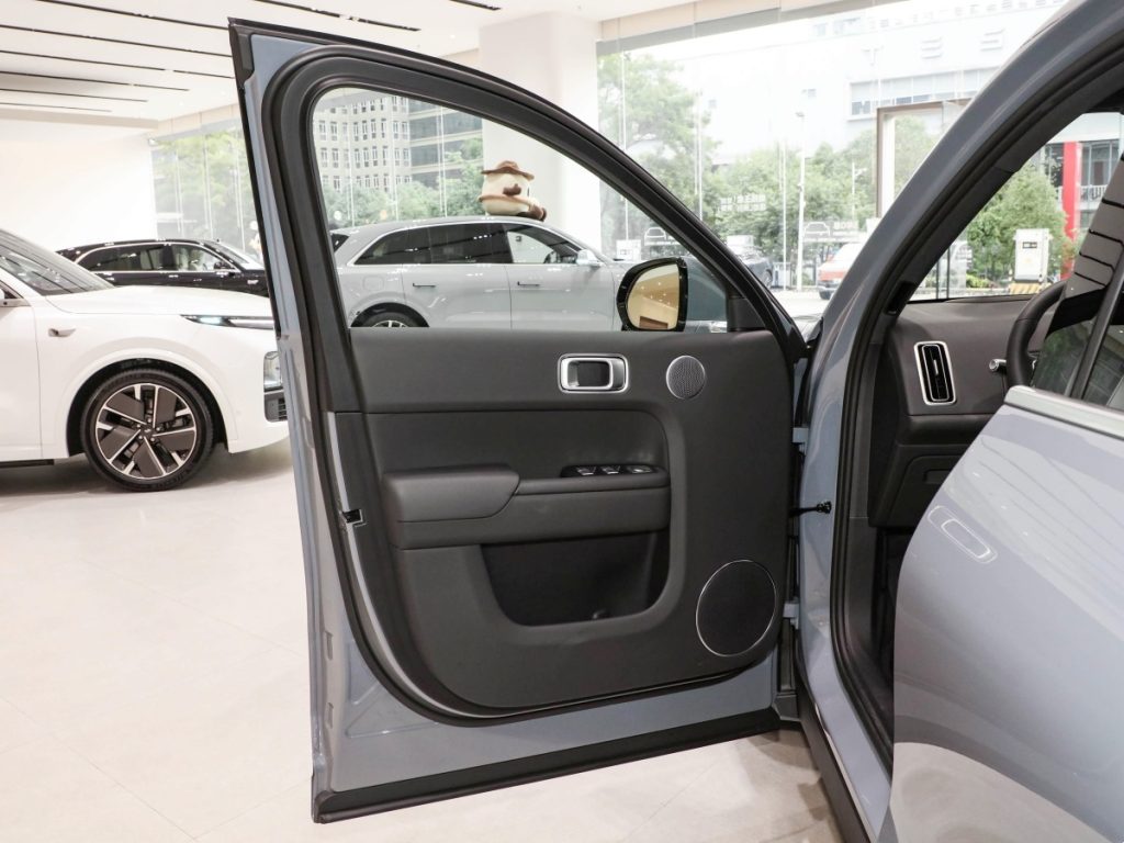 Ideal L8 SUV Pro Max Ultra