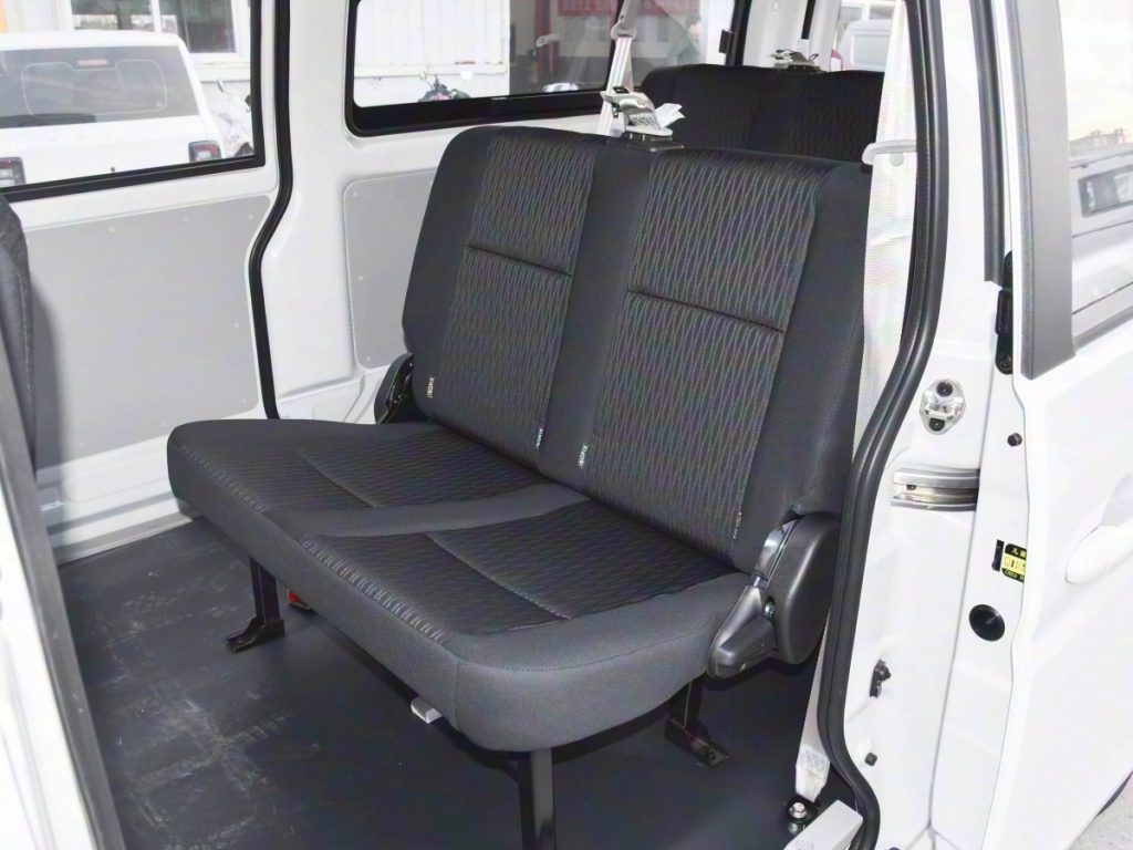 SRM Xingyuan Good luck Passenger bus Mini van