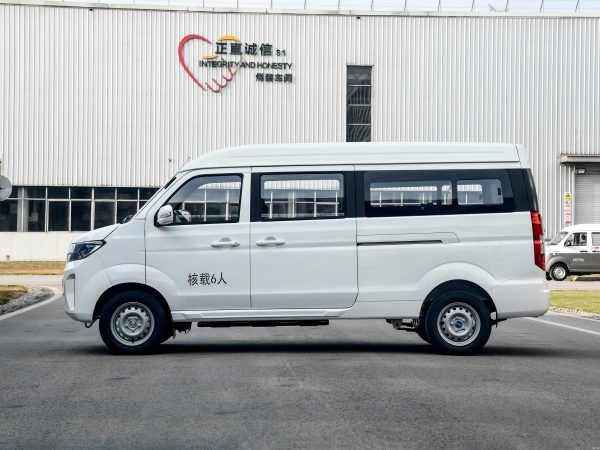 SRM Xingyuan Good luck Passenger bus Mini van