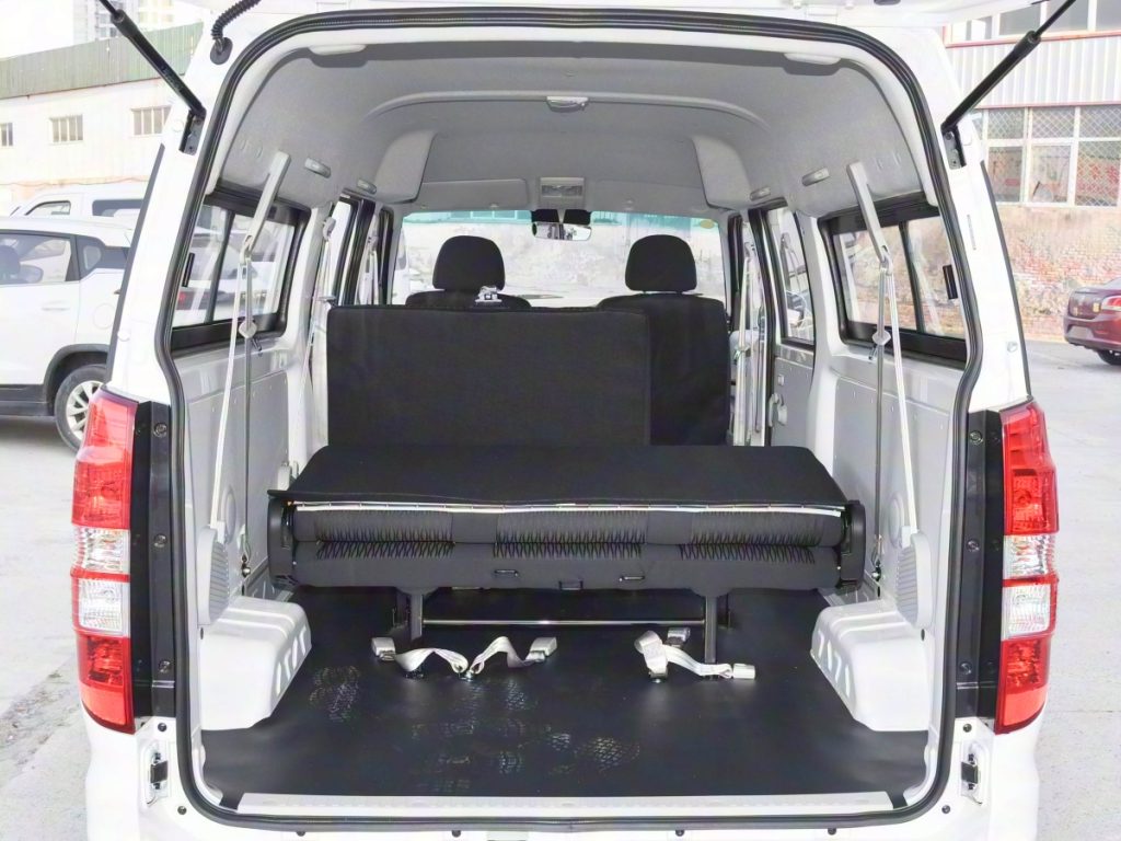 SRM Xingyuan Good luck Passenger bus Mini van