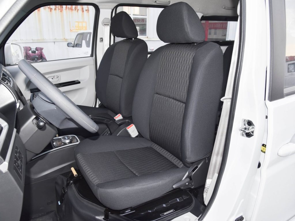 SRM Xingyuan Good luck Passenger bus Mini van