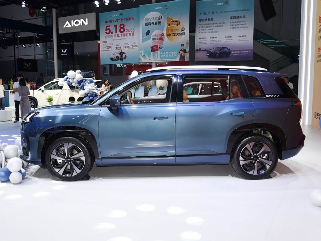 Aion V Tyrannosaurus rex