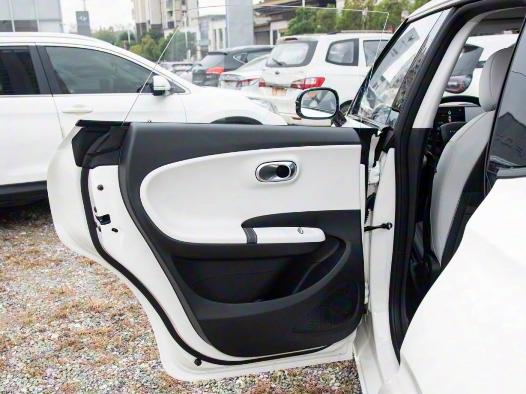 2026 Dongfeng Nammi 01