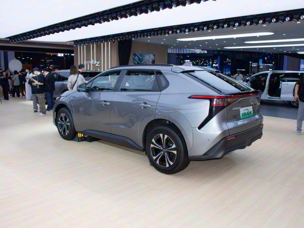 Toyota Platinum 4X 615 Pro