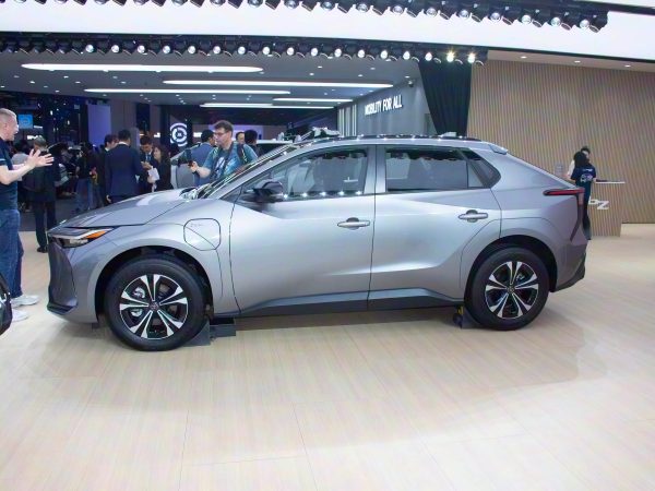 Toyota Platinum 4X 615 Pro