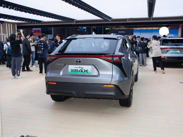 Toyota Platinum 4X 615 Pro